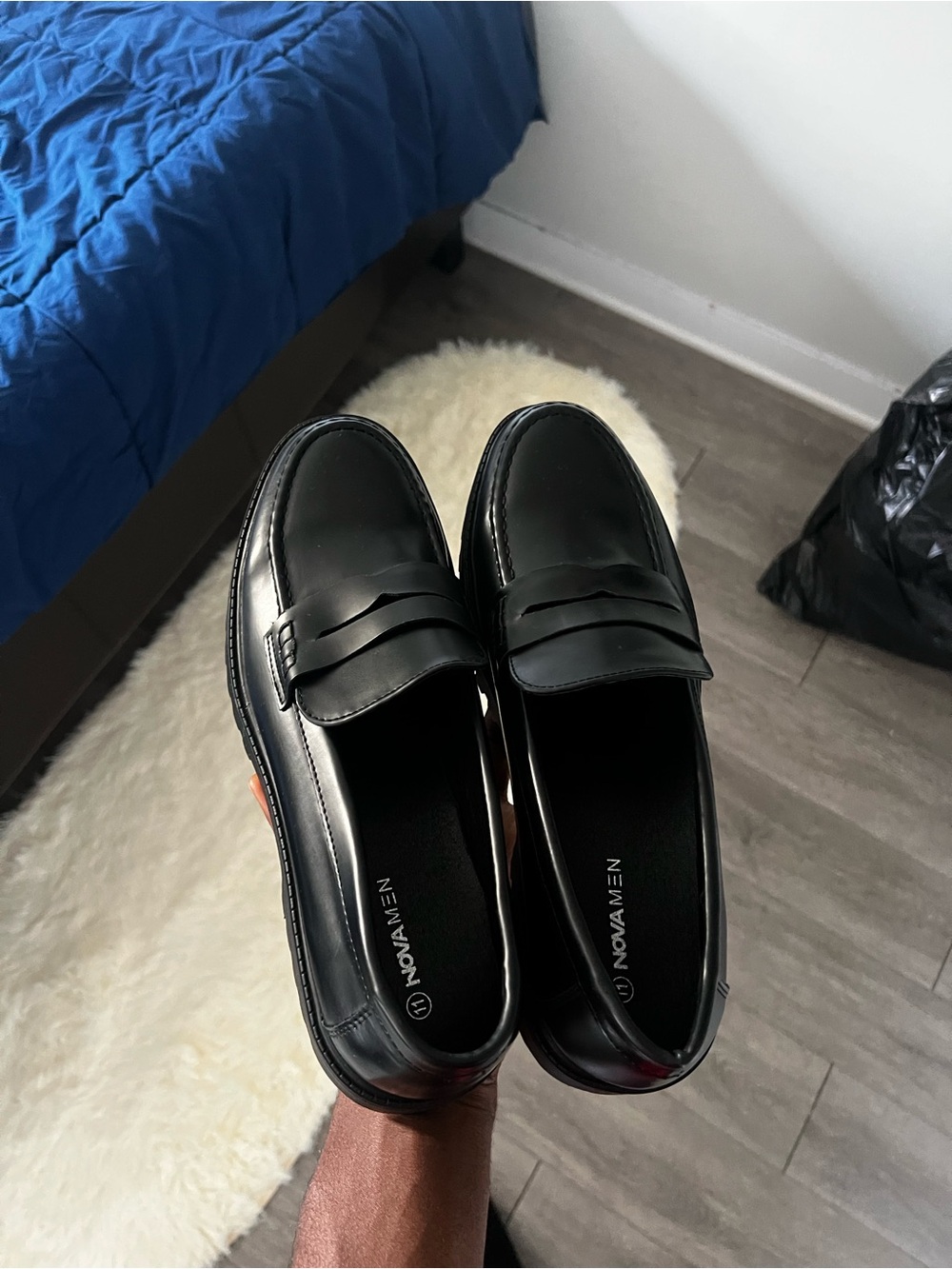 Nova Men’s Black Leather Penny Loafers